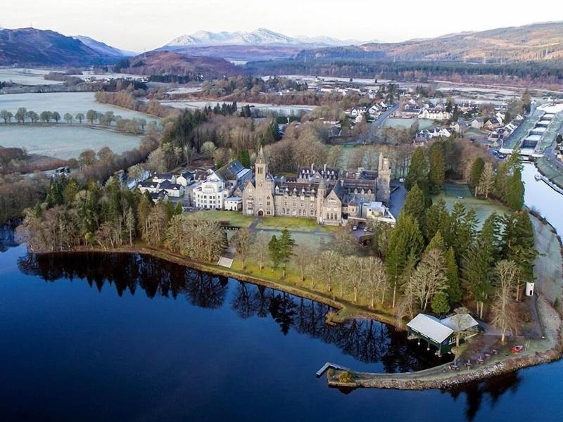 The Highland Club - Genel