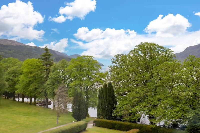 The Highland Club - Genel