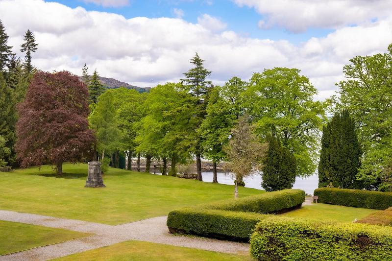 The Highland Club - Genel