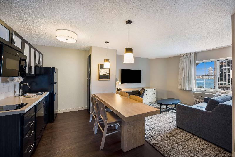 Sonesta Simply Suites Jersey City - Oda