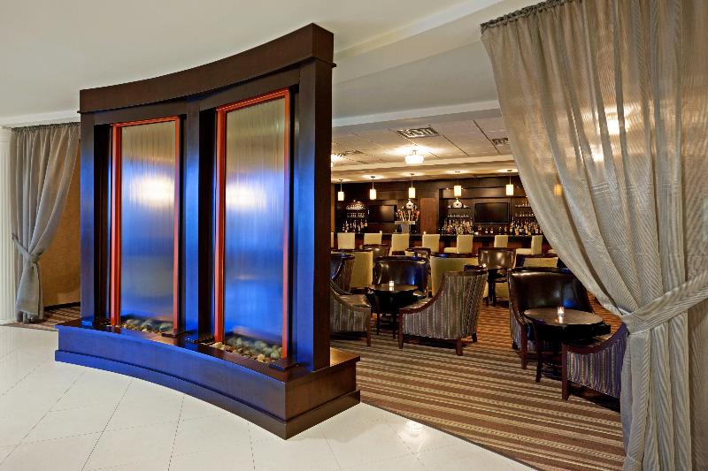 Armoni Inn & Suites - Bar