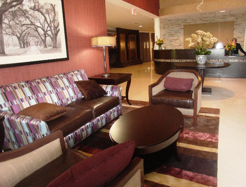 Armoni Inn & Suites - Lobi