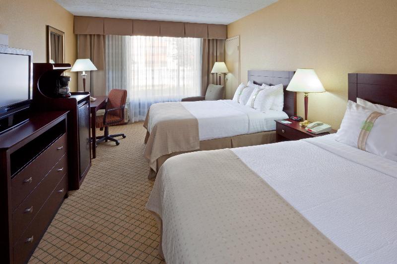 Armoni Inn & Suites - Oda