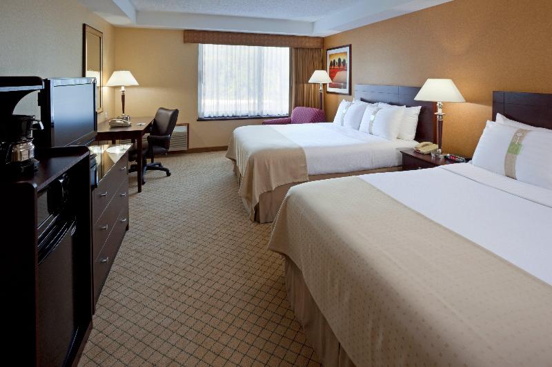 Armoni Inn & Suites - Oda