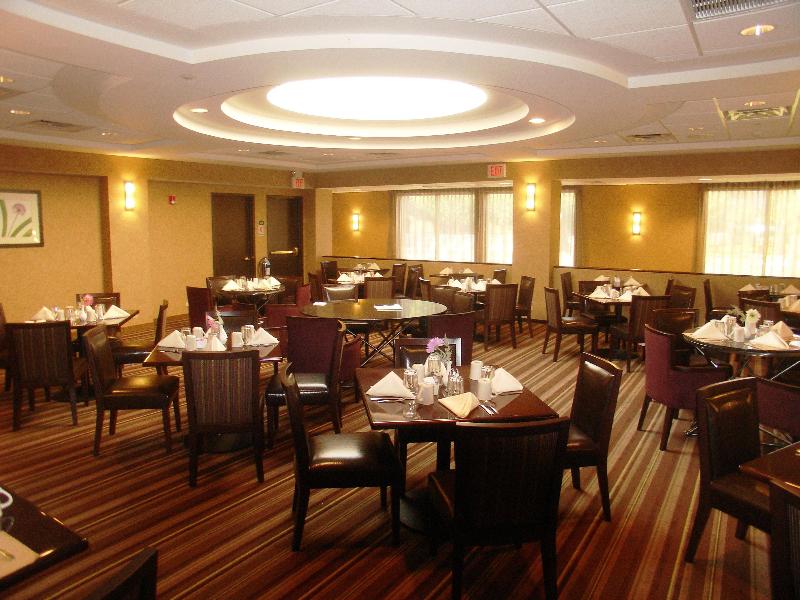 Armoni Inn & Suites - Restoran