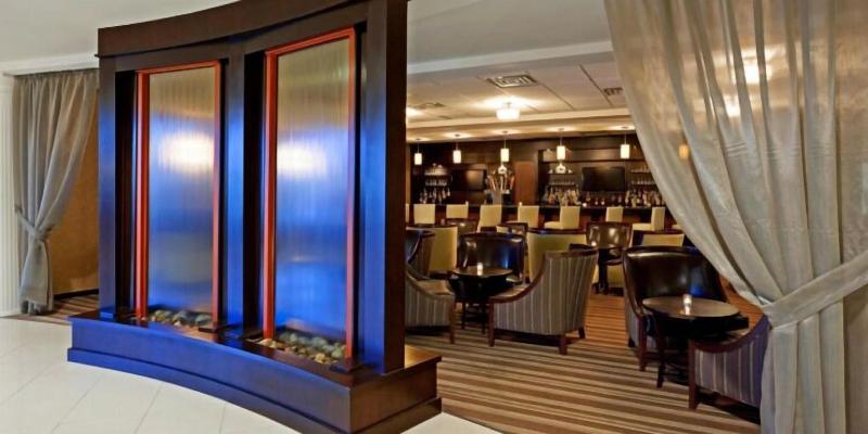Armoni Inn & Suites - Restoran