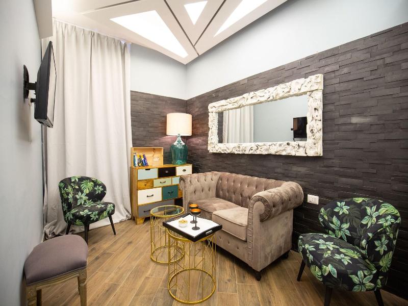Spagna Boutique Luxury Suites - Lobi