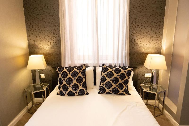 Spagna Boutique Luxury Suites - Oda