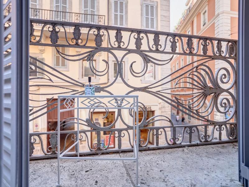 Spagna Boutique Luxury Suites - Teras