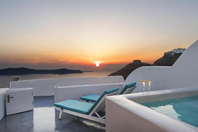 Aura Suites - Genel