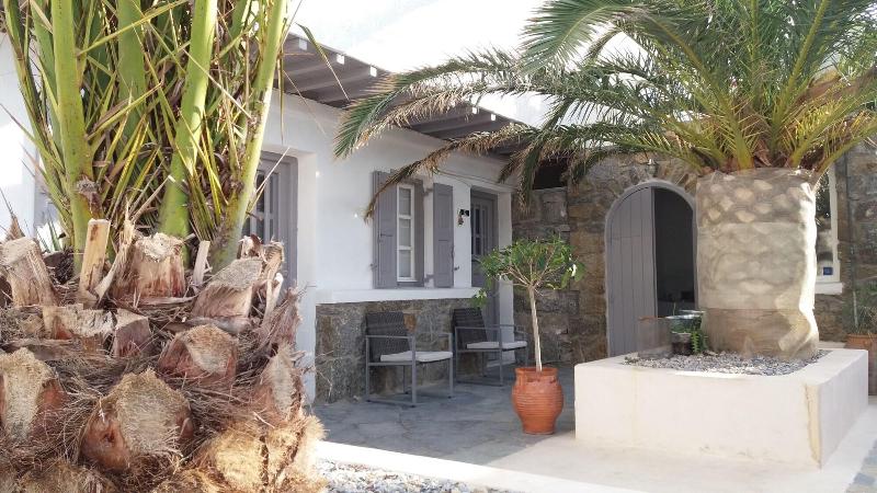 Manos Rooms - Genel