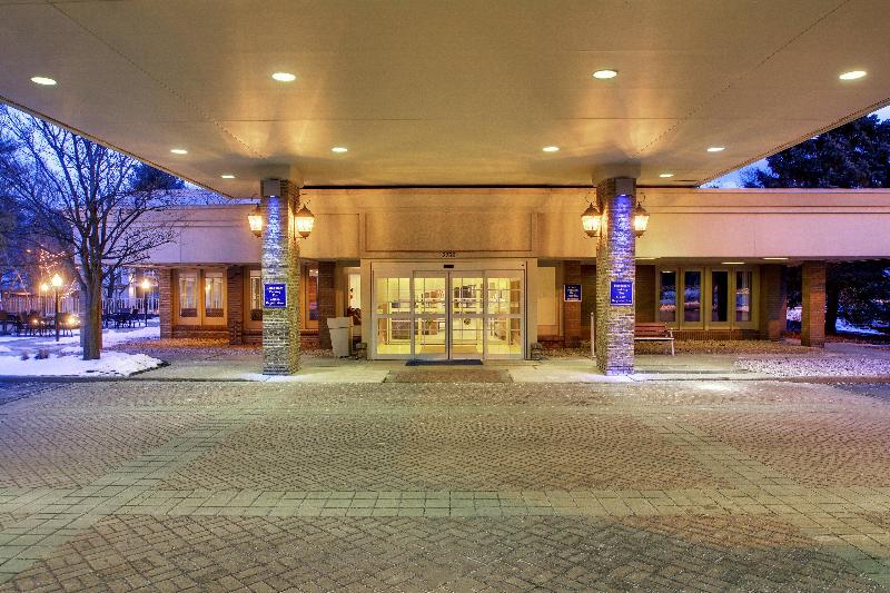 Holiday Inn Express Poughkeepsie - Genel