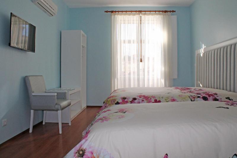 Grande Oceano Guest House - Oda