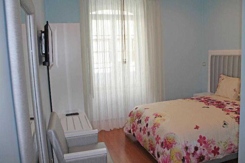 Grande Oceano Guest House - Oda