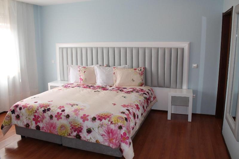 Grande Oceano Guest House - Oda