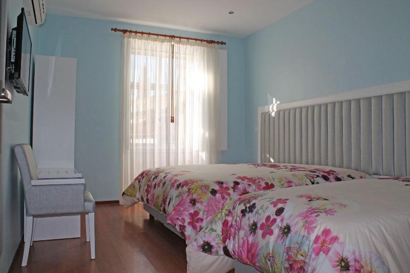 Grande Oceano Guest House - Oda