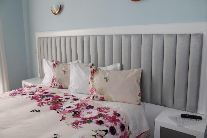 Grande Oceano Guest House - Oda