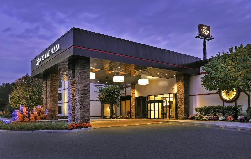 Crowne Plaza Suffern Mahwah - Genel