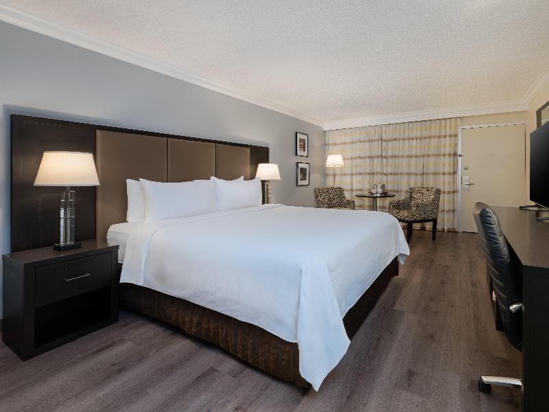Crowne Plaza Suffern Mahwah - Oda