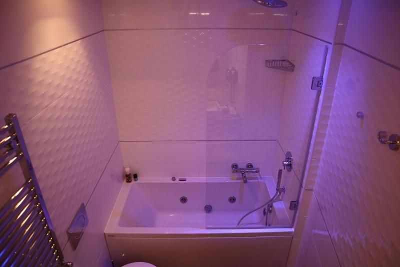 Millina Suites In Navona - Oda