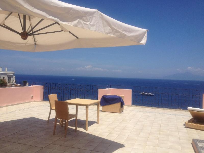 Capri Inn - Teras