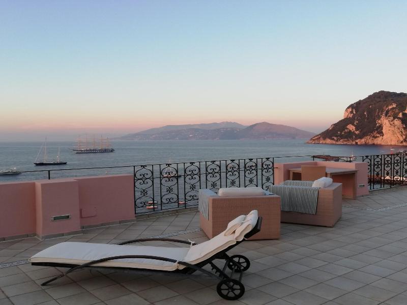 Capri Inn - Teras