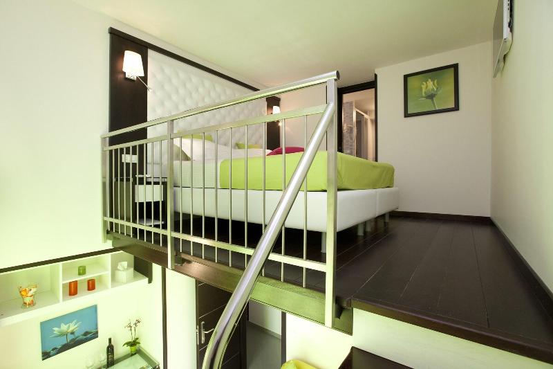 Boutique Hotel Sorrento Flats - Oda