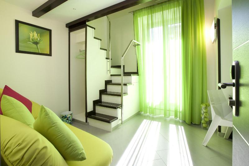 Boutique Hotel Sorrento Flats - Oda