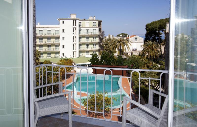 Boutique Hotel Sorrento Flats - Oda