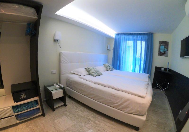 Boutique Hotel Sorrento Flats - Oda
