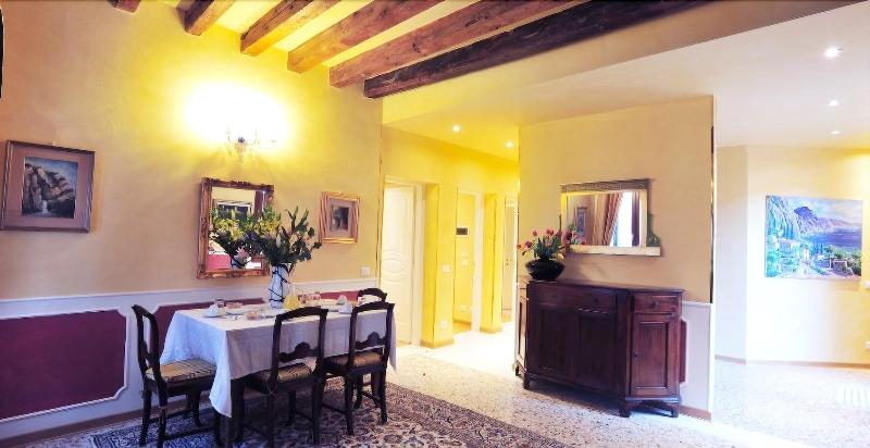 Alla Vigna Room Only - Lobi