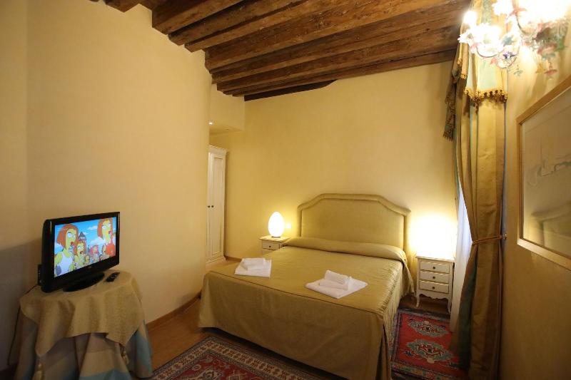 Alla Vigna Room Only - Oda