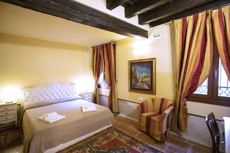 Alla Vigna Room Only - Oda
