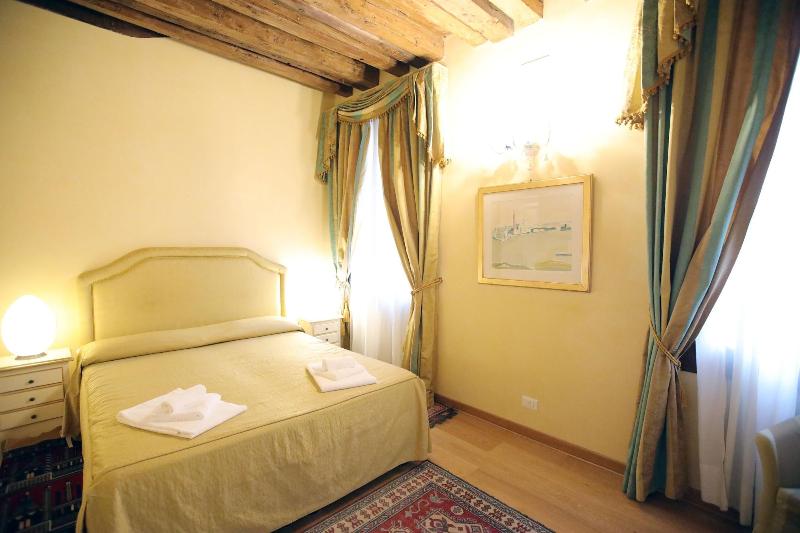 Alla Vigna Room Only - Oda