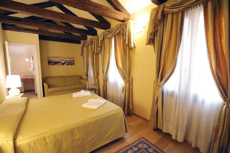 Alla Vigna Room Only - Oda