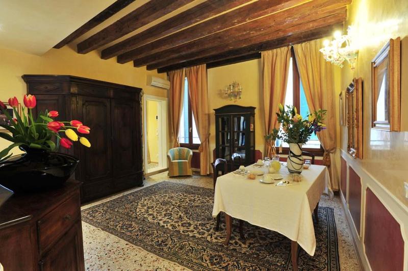 Alla Vigna Room Only - Restoran