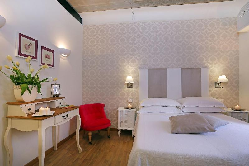 Hqh Colosseo Daplace Collection - Oda