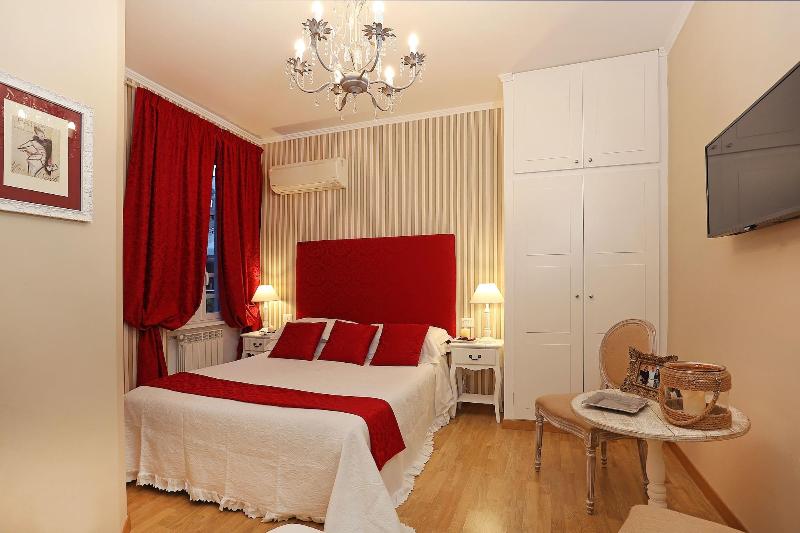 Hqh Colosseo Daplace Collection - Oda