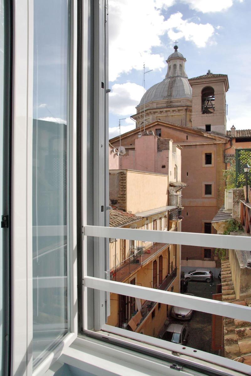 Hqh Colosseo Daplace Collection - Oda