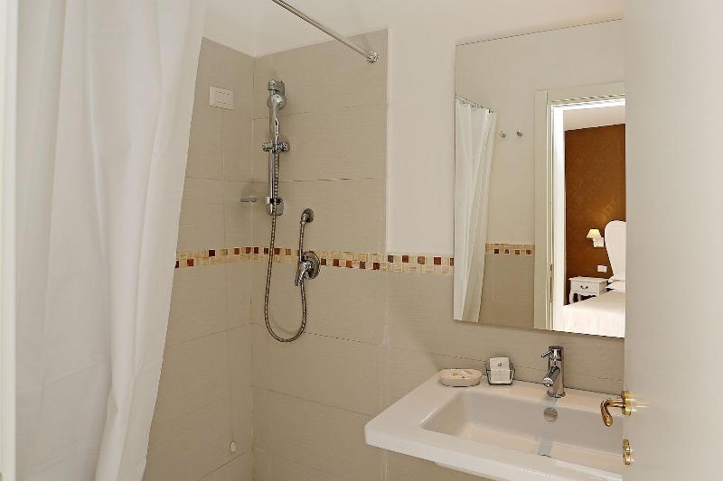 Hqh Colosseo Daplace Collection - Oda