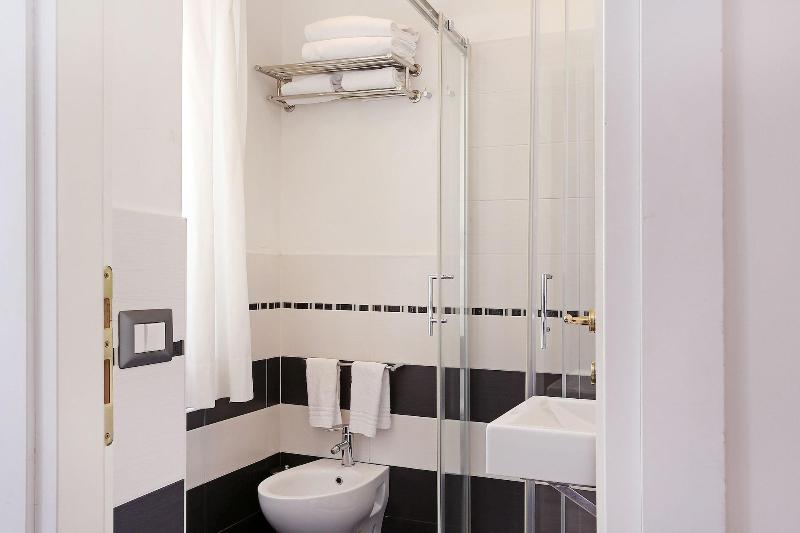 Hqh Colosseo Daplace Collection - Oda