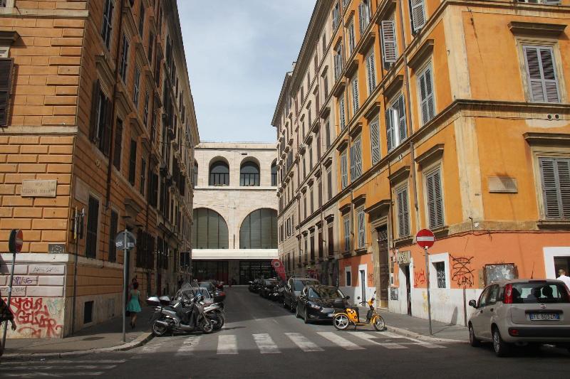Roma Vespahouse - Genel