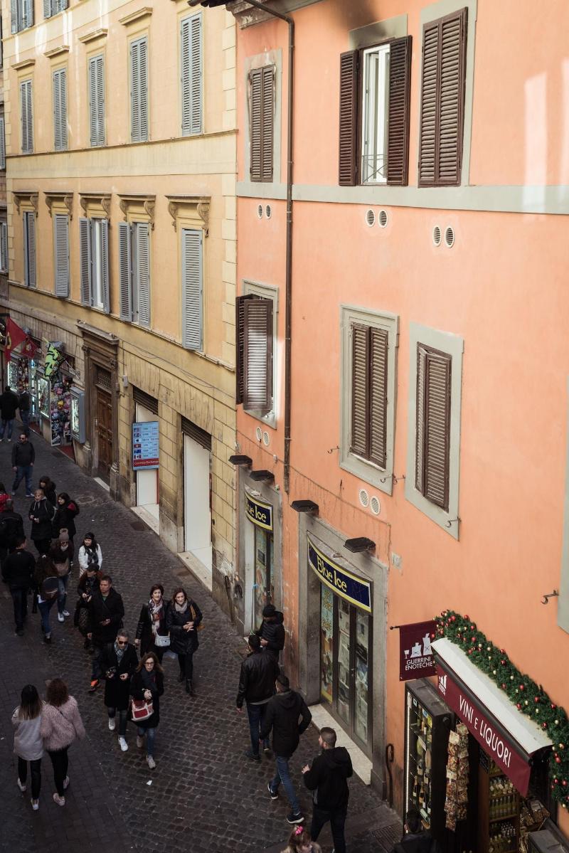Trevi Elite Roma - Genel