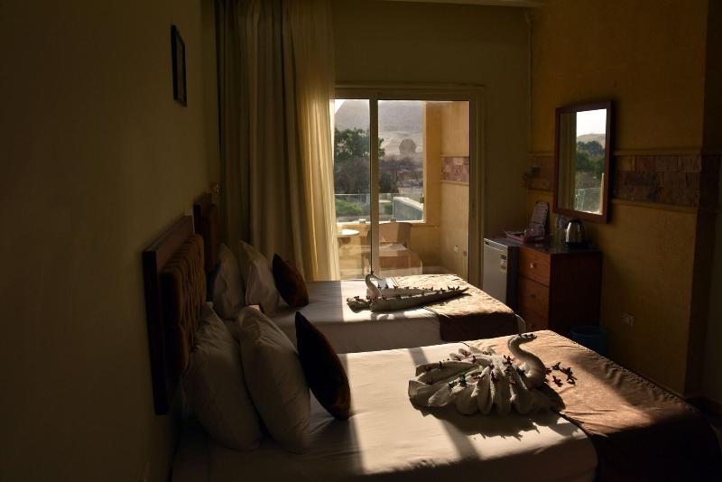 Giza Pyramids View Inn - Oda
