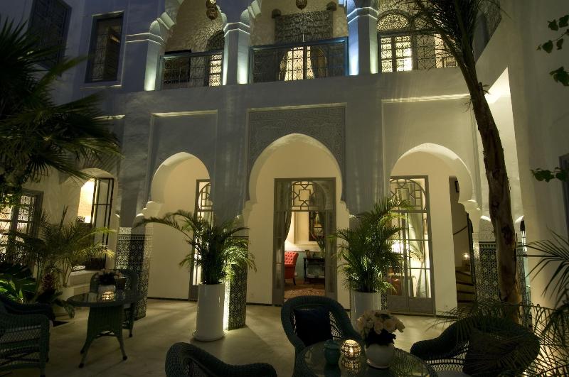 Riad Idra - Genel