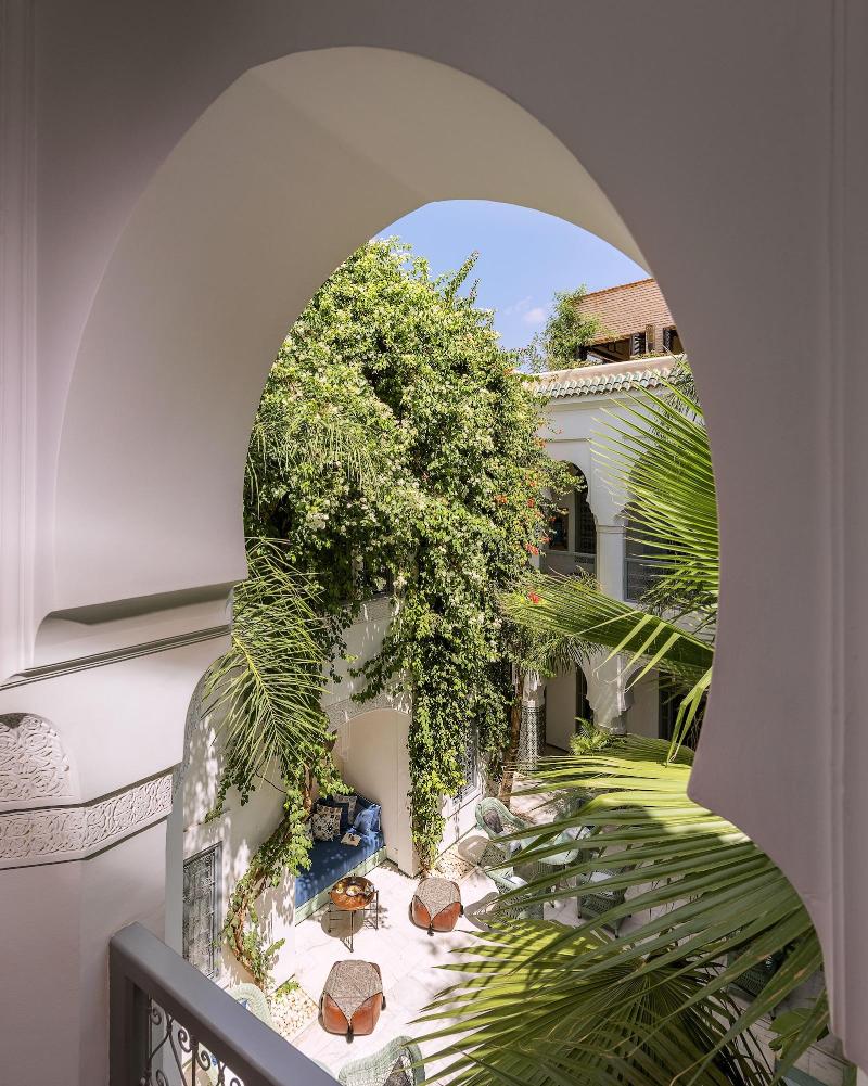 Riad Idra - Genel