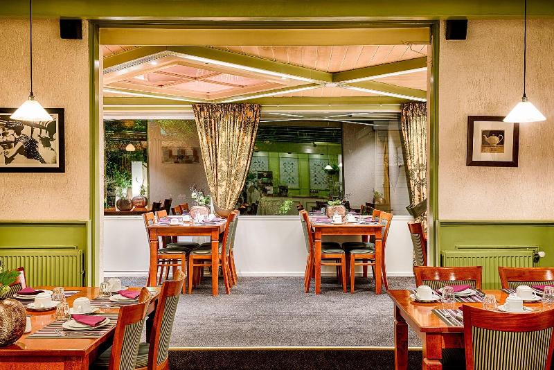 Owl Hotel - Restoran