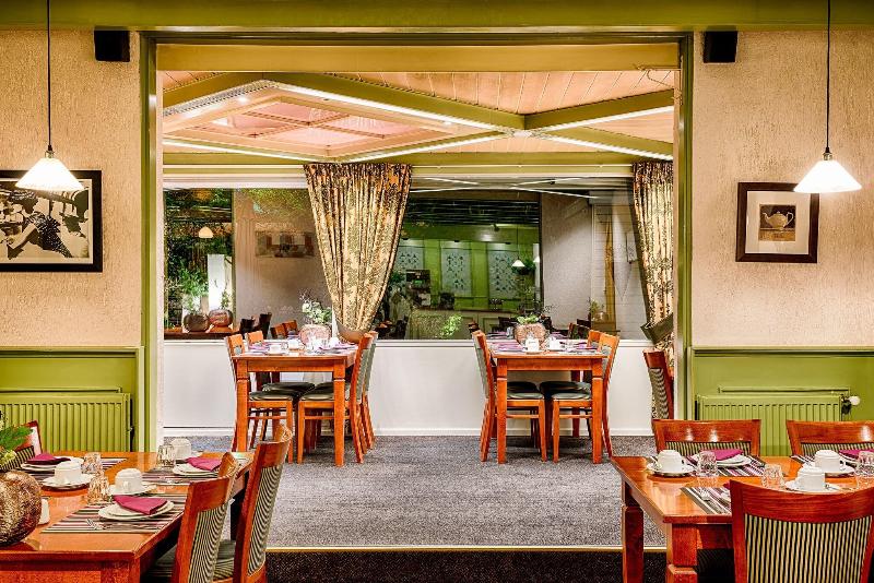 Owl Hotel - Restoran