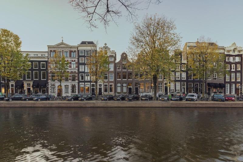 The Pavilions Amsterdam, The Toren - Genel