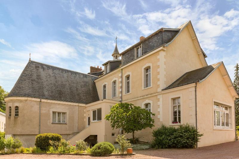 Le Haut des Lys, The Originals Relais (Relais du S - Genel